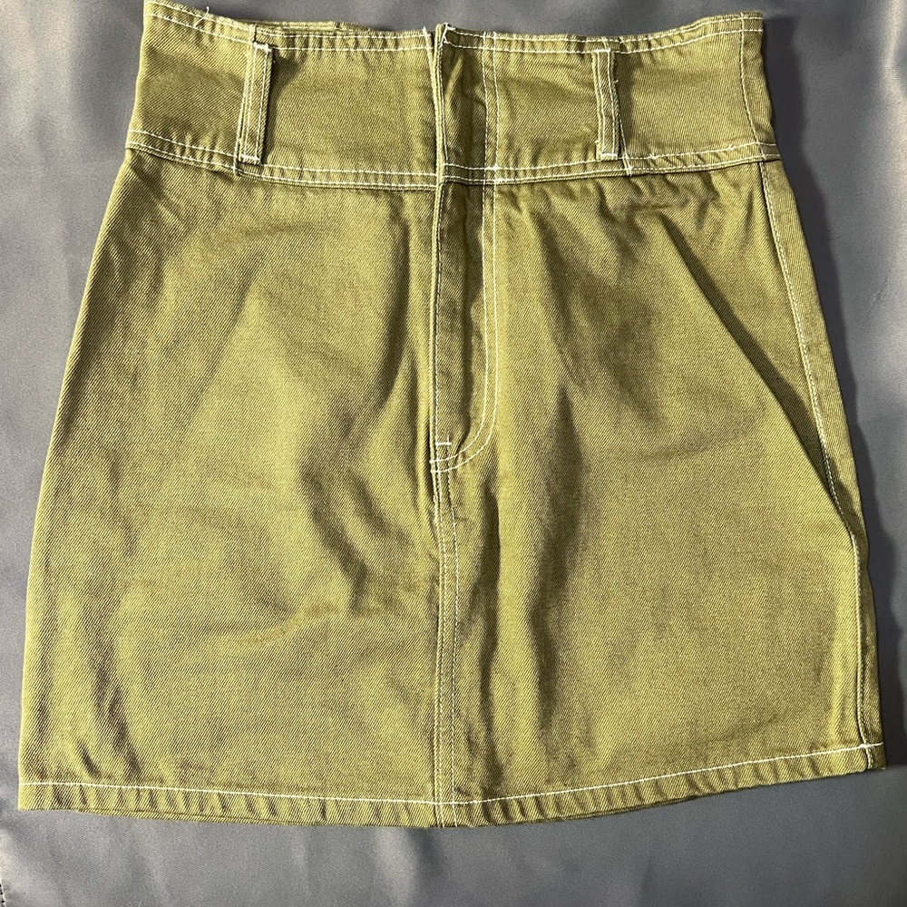 Forever 21 Khaki Mini Skirt